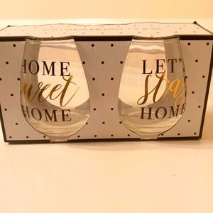 Ladies wine mugs